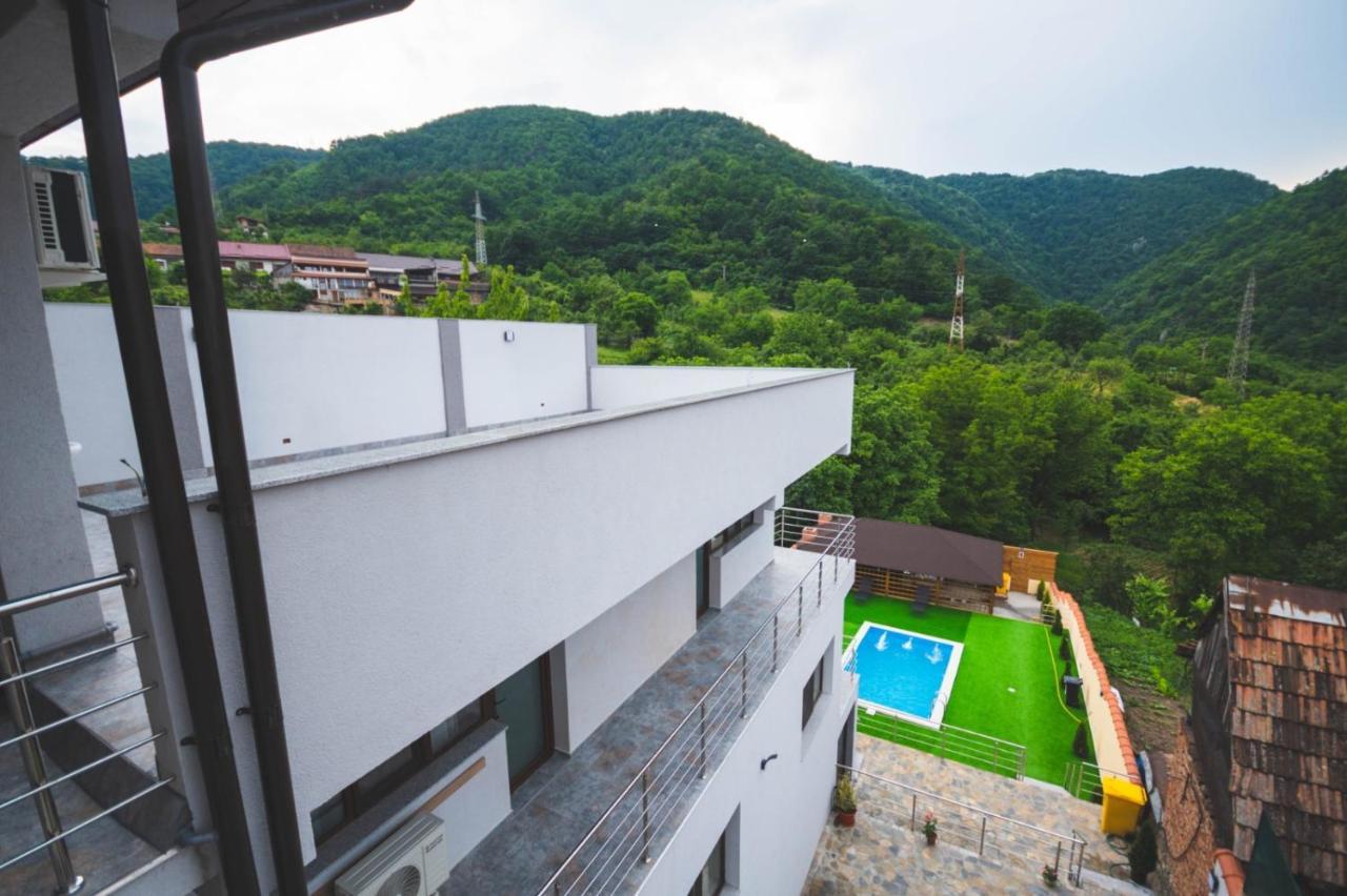 La Roby Si Niko Hotel Dubova Luaran gambar