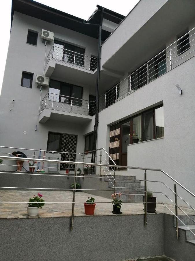 La Roby Si Niko Hotel Dubova Luaran gambar